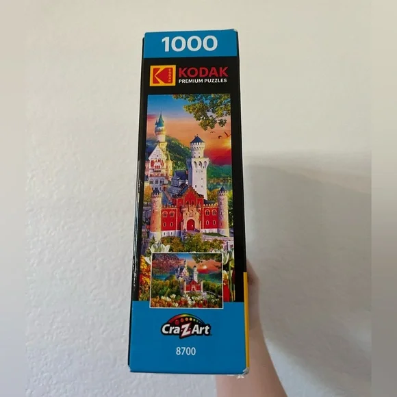 Unopened Kodak Premium Puzzles 1000-Piece Vibrant Castle Scene - Picture 4 of 6